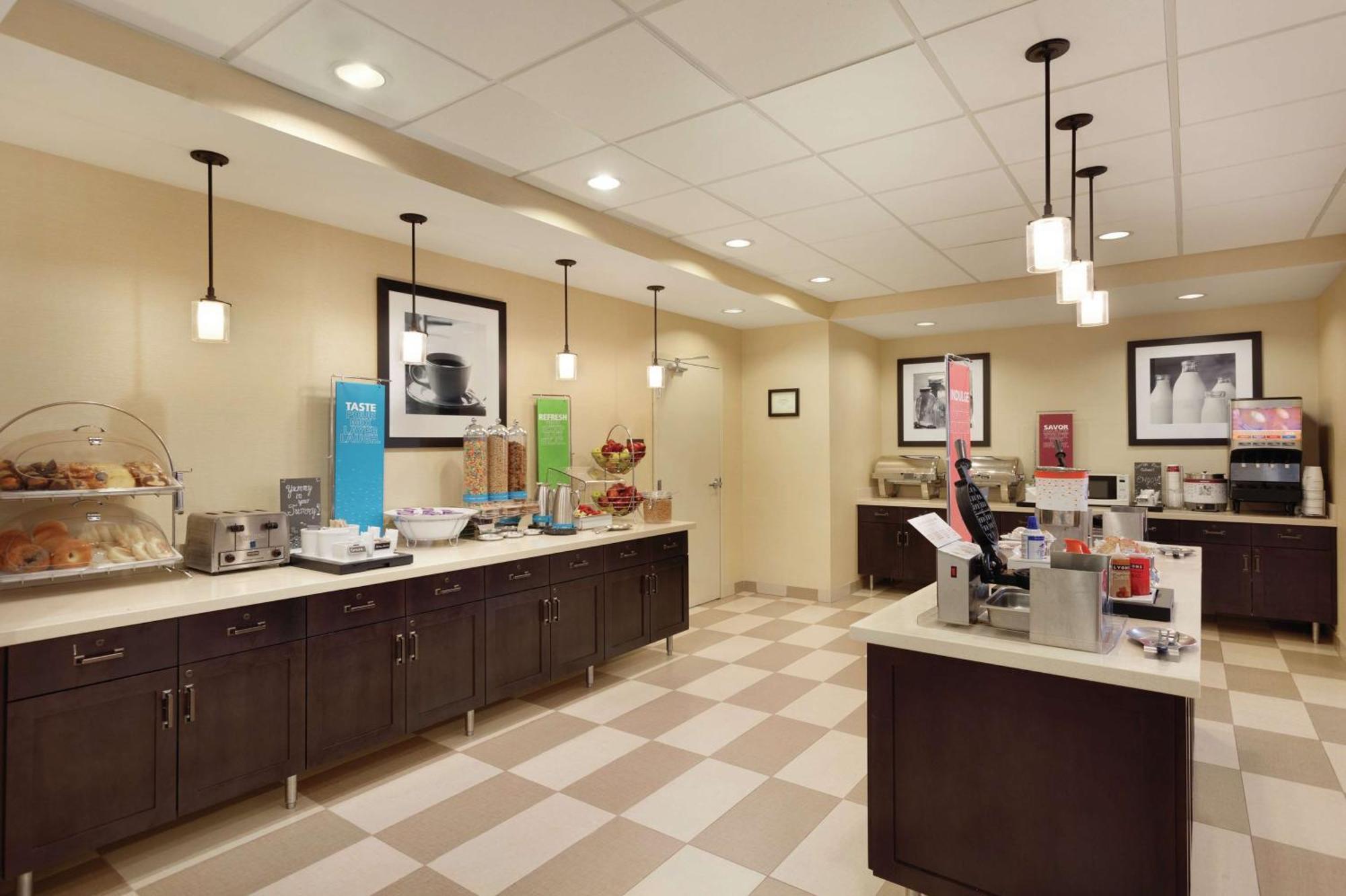 Hampton Inn & Suites Philadelphia Montgomeryville North Wales Eksteriør billede